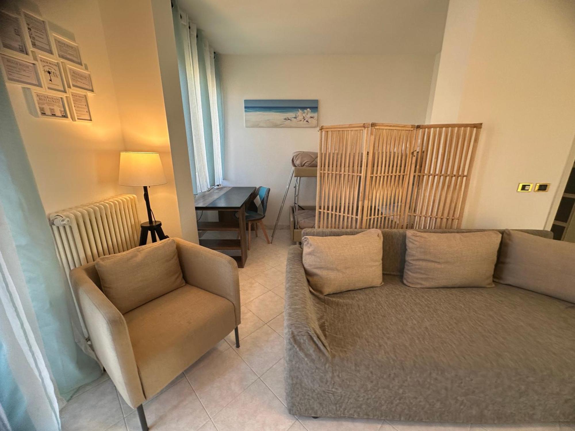 Beach House Holiday Apartments Ρίμινι Εξωτερικό φωτογραφία