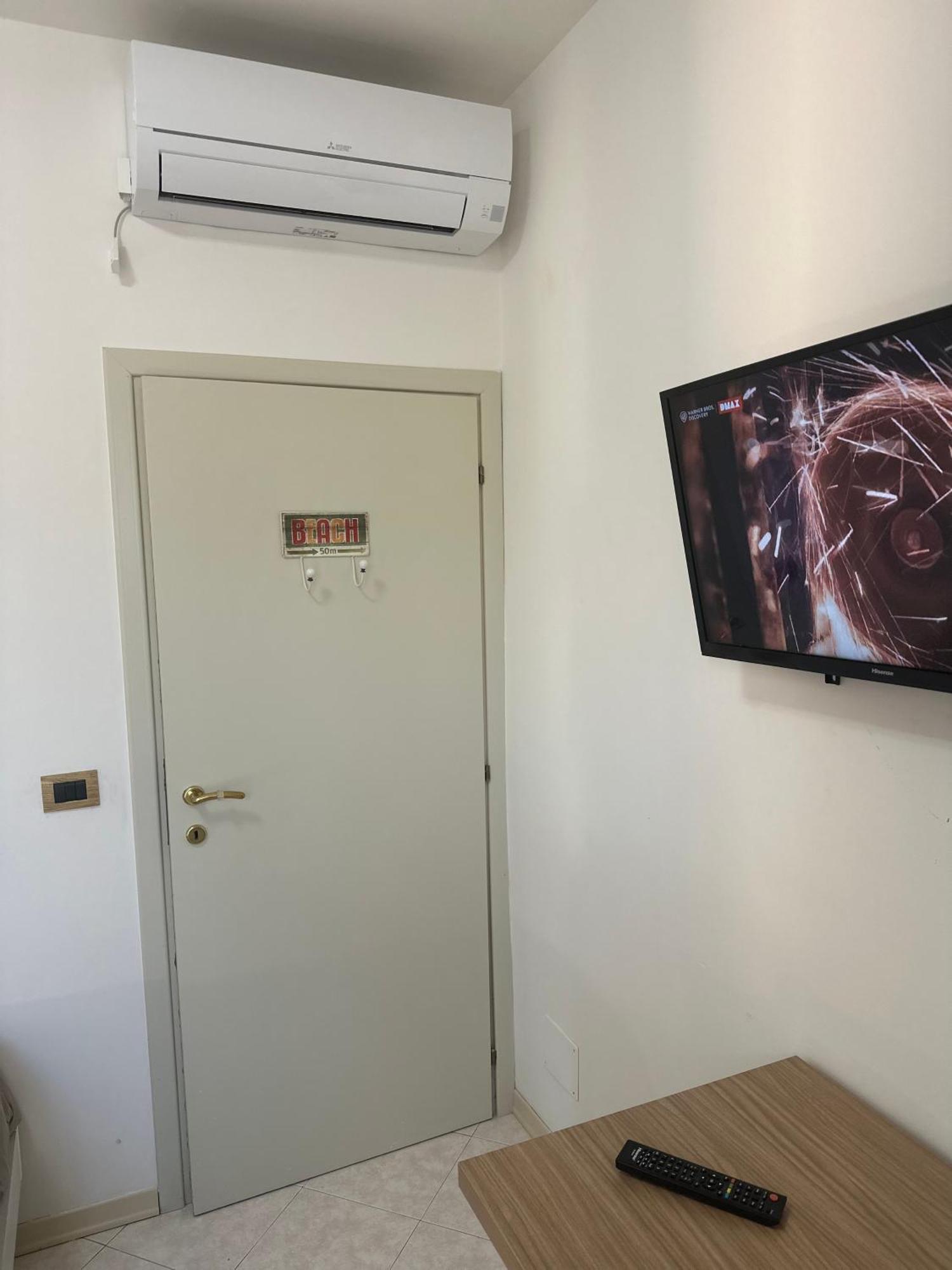 Beach House Holiday Apartments Ρίμινι Εξωτερικό φωτογραφία
