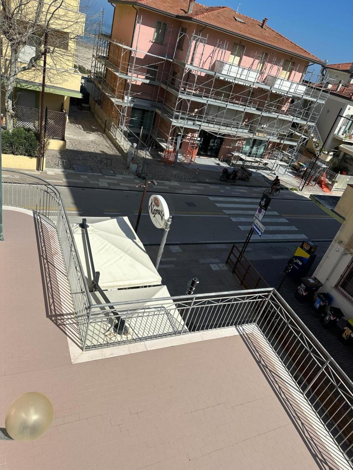 Beach House Holiday Apartments Ρίμινι Εξωτερικό φωτογραφία